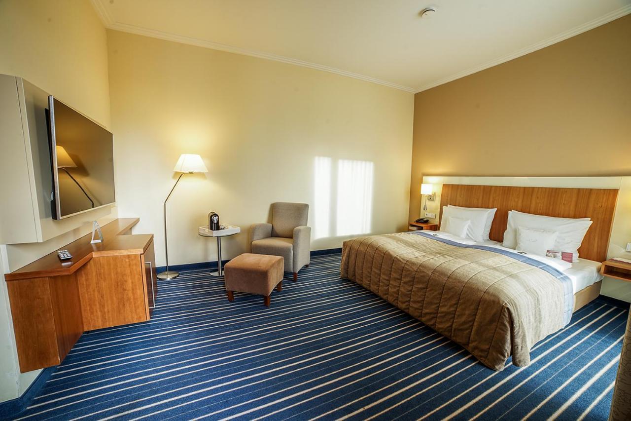 Lind Hotel Rietberg Ngoại thất bức ảnh